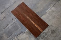 Zero+ Conference Table. 4 small