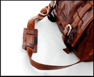 Messenger Style Professional Bag Dslr Camera Bag Cross Body For Men And Women  In Extra Extra Large 3 small