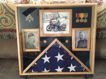 Memorial Casket Flag W/Picture Frames 1 small