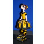 Queen Bee Kari 2 small