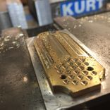 Flagship- Wallet Chain 1 small