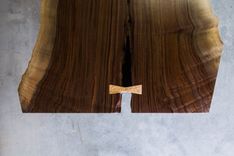 Modern Black Walnut Live Edge Dining / Conferencetable 3 small