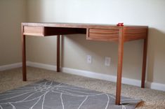 Stephanie Desk 1 small