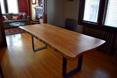 Live Edge Dinning Table 2 small