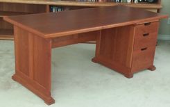 Cherrywood 3drawer Desk 1 small