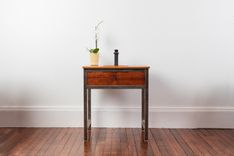 Ellie Vanity 4 small