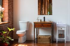 Ellie Vanity 3 small