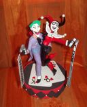 The Joker And Harley Quinn Wedding Cake Topper 6 small
