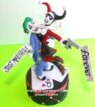 The Joker And Harley Quinn Wedding Cake Topper 4 small