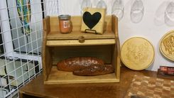 Old Fashioned Rolltop Bread Box 1 small