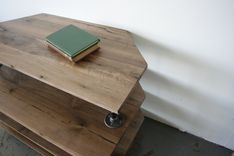 Scøut Console Media Table 6 small