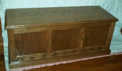 Classic Oak Chest W/Cedar Lining 2 small