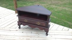 Queen Anne Tv/Dvd Stand 1 small