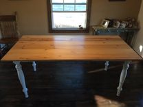 Reclaimed Pine 3 Ft. X 6 Ft. Farm Table With Distressed Legs And Skirting. 4 small