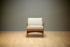 Mid Century Modern Upholstered Lounge Chair 3 small