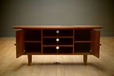Mid Century Modern/Danish Modern Tv/Media Console Or Credenza/Sideboard 5 small