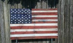 American Flag Made Out Of Pallets 1 small