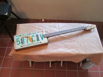 3 String Auto Tag Guitar (Optional Custom Hardcase) 1 small