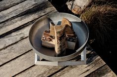 Modern Outdoor Patio Rust & Stainless Steel Fire Pit Memel (Small) 4 small