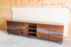 Live Edge Credenza 4 small