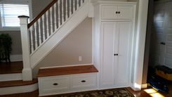 Entry Bench And Cabinet 1 small