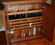 Tv Lift/Jewelery Cabinet 4 small
