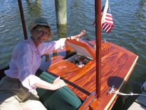 15' Electric Boat, Lightning Bug 15 small
