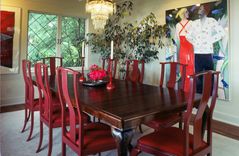 Queen Anne Walnut Dining Table And Chairs 1 small