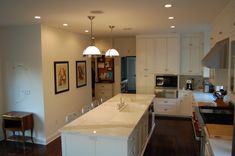 Classic White Kitchen 4 small