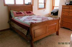 Sleigh Bed Quarter Sawed Oak Queen Size Or King Size 2 small