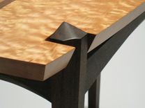 Quilted Maple And Walnut Entry Table 8 small