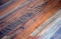 Invertex Round Table 5 small
