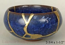 Kintsugi / Kintsukuroi Pottery Repaired With Gold Effect 5 small