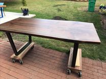 Live Edge Walnut Table 2 small