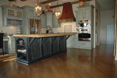 Verde Black 10 small