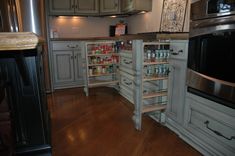 Verde Black 12 small