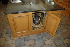 Traditional Maple Kitchen 4 small