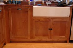 Arts & Crafts Kitchen 8 small