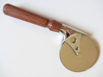 Ultimate Pizza Cutter With Bolivian Rosewood Handle 3 small