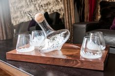 White Speckle J.R. Revolving Wine Decanter & Glasses 6 small