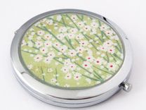 Double-Sided Compact Mirror With Green Blossoms Design 1 small