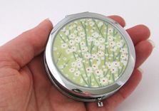 Double-Sided Compact Mirror With Green Blossoms Design 2 small