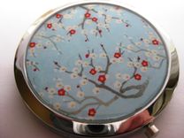 Double-Sided Compact Mirror With Cherry Blossom Sky Design 2 small