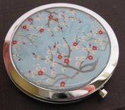 Double-Sided Compact Mirror With Cherry Blossom Sky Design 3 small