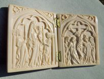 Jesus Christ And Virgin Mary Diptych, Medieval Style 12 small