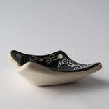 Handmade Stoneware Trinket Dish With Carved Pattern 1 small