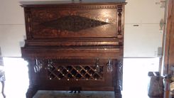 1910 Piano Bar / Liquor / Wine 1 small