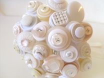 Vintage Cream And White Buttons Bridal Bouquet 1 small