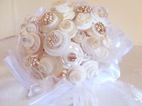 Button Bouquet With Crystals And Rhinestones "My Fair" 4 small
