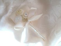 White Buttons Wedding Boutonniere 1 small